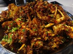 -凤凰路何眼镜香辣蟹(花果园店)