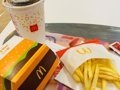 -麦当劳(皇岗路店)