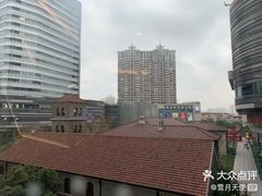 -左庭右院鲜牛肉火锅(浦江欢乐颂店)