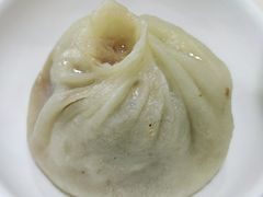 蟹粉小笼-绿杨馄饨临顿路店