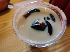 -八婆婆烧仙草(曾厝垵店)