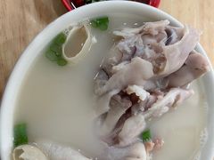 -雷祖芳老妈蹄花店