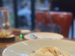 鸡蛋浮岛-LA MAISON公鸡和龙(蛇口店)