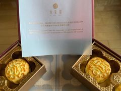 半岛月饼-上海半岛酒店·半岛精品店