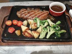 -酷公社·榴莲披萨(太原街店)