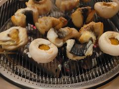 -围炉肉舍•炭烤活鳗•丹东海鲜烤肉(步行街店)