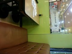 -杨铭宇黄焖鸡(新华路店)