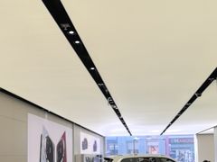 -华为智能生活馆(上海金桥国际商业广场)