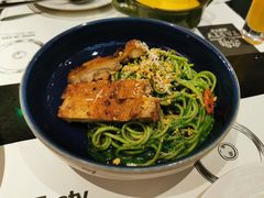 鸡肉松仁菠菜汁意面-西堤牛排(龙德广场店)