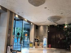 -粤塔x电竞酒店(深圳龙华大浪后浪新天地店)