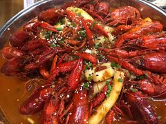 -老谭虾王蟹皇·龙虾·烧烤(蝴蝶湾店)