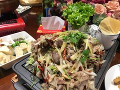 羊腿-那家老院子东北菜·饺子·小鸡炖蘑菇(艳华街店)