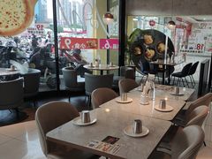 -必胜客(WOW南雄店)