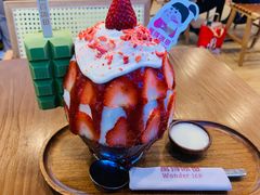 草莓牛乳冰-WONDER ICE 萬得冰田(建設路总店)