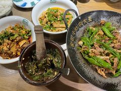 -费大厨辣椒炒肉(黄兴中心广场店)