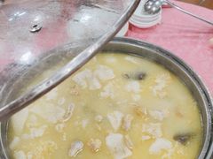 -侠成水上农庄(工业大道店)