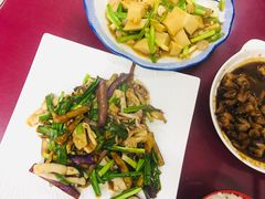 香辣鸡心-兴国苑酒店