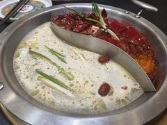 -沸炉重庆老火锅(军事博物馆店)