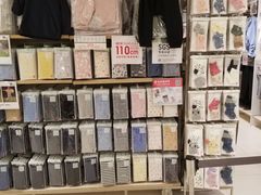 -优衣库(重庆星光时代广场店)