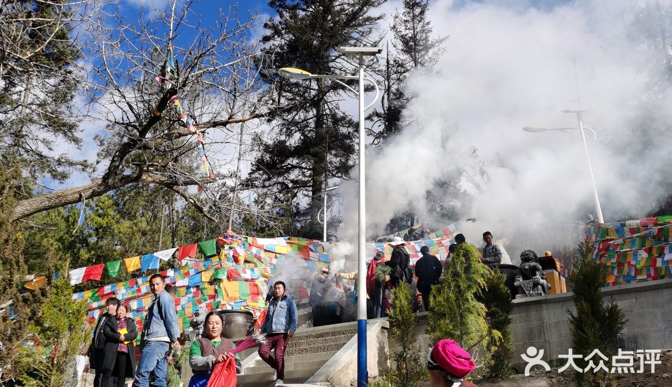 香格里拉小众朝拜寺庙｜本地藏民日常打卡，香火很旺