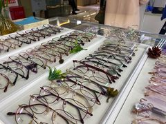 -华彬眼镜专业渐进配镜(潘家园店)