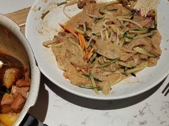 -关东小磨东北菜(漕河泾印象城店)