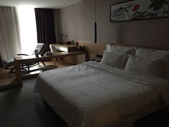 -优逸酒店(柳州窑埠古镇万象城店)