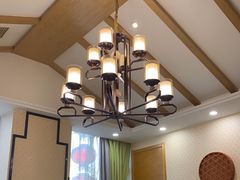 -香山湖家家宴(中山陵店)