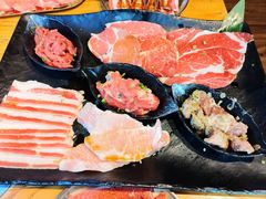 -金刚山黑牛炭火自助烤肉(西大望路店)