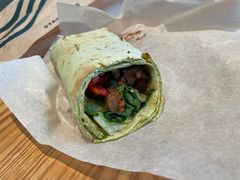 秘汁牛肉鲜蔬卷-星巴克臻选(深圳东海缤纷天地店)