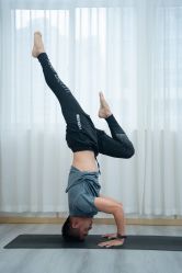 -亚太瑜伽普拉提学院