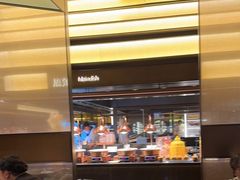 -钱小奴海鲜自助黑金店(杭州滨江龙湖店)