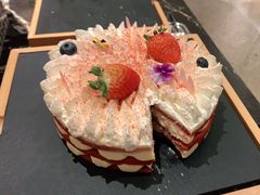-广州万富希尔顿酒店·感趣自助餐厅·金秋蟹宴生蚝海鲜刺身烧烤
