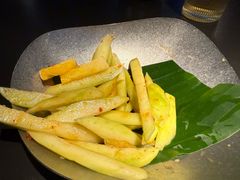 酸嘢青芒果-Ameigo梅果·云贵川bistro(长宁来福士店)