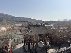 -雪山彩虹谷景区