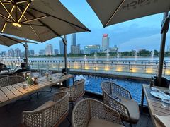 -MONICH牛排融合餐厅(和义大道购物中心店)