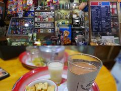 -席娜卡琳火车铁道夜市