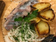 鲱鱼与土豆-Lozhki-ploshki