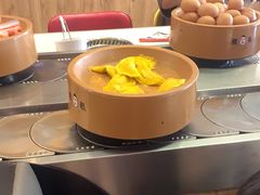 -龍歌自助小火锅(市南金茂湾店)