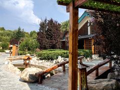 -华山御温泉度假村