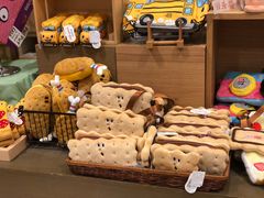 -诚品(信义店)