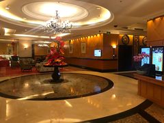 -深圳富苑皇冠假日套房酒店