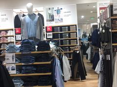 -优衣库(郑州丹尼斯大卫城店)