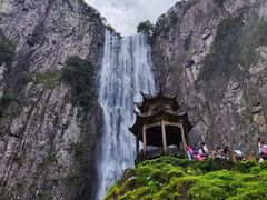 -刘伯温故里景区百丈漈