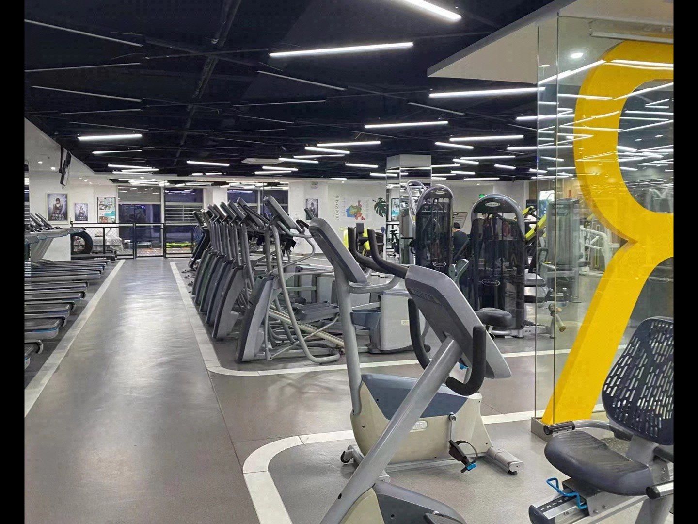 「金仕堡健身(ifc店)」健身房环境很好