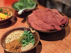 -周小明火锅(黑金冠社区店)