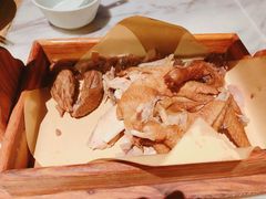 掌柜老汤手撕烧鸡-掌柜的店·河南菜(新天地店)