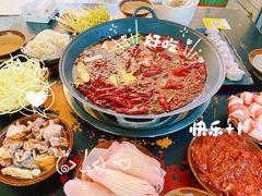 -黄潇洒老火锅(九眼桥宏济巷店)