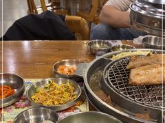 -姜虎东白丁韩国烤肉(吉利大厦店)