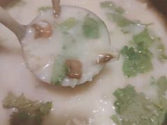深海花胶松茸干贝粥-金穗园·砂锅粥.醉鸡煲火锅(长寿路店)